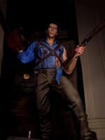 Ash williams from Evil dead 2 thumbnail 2