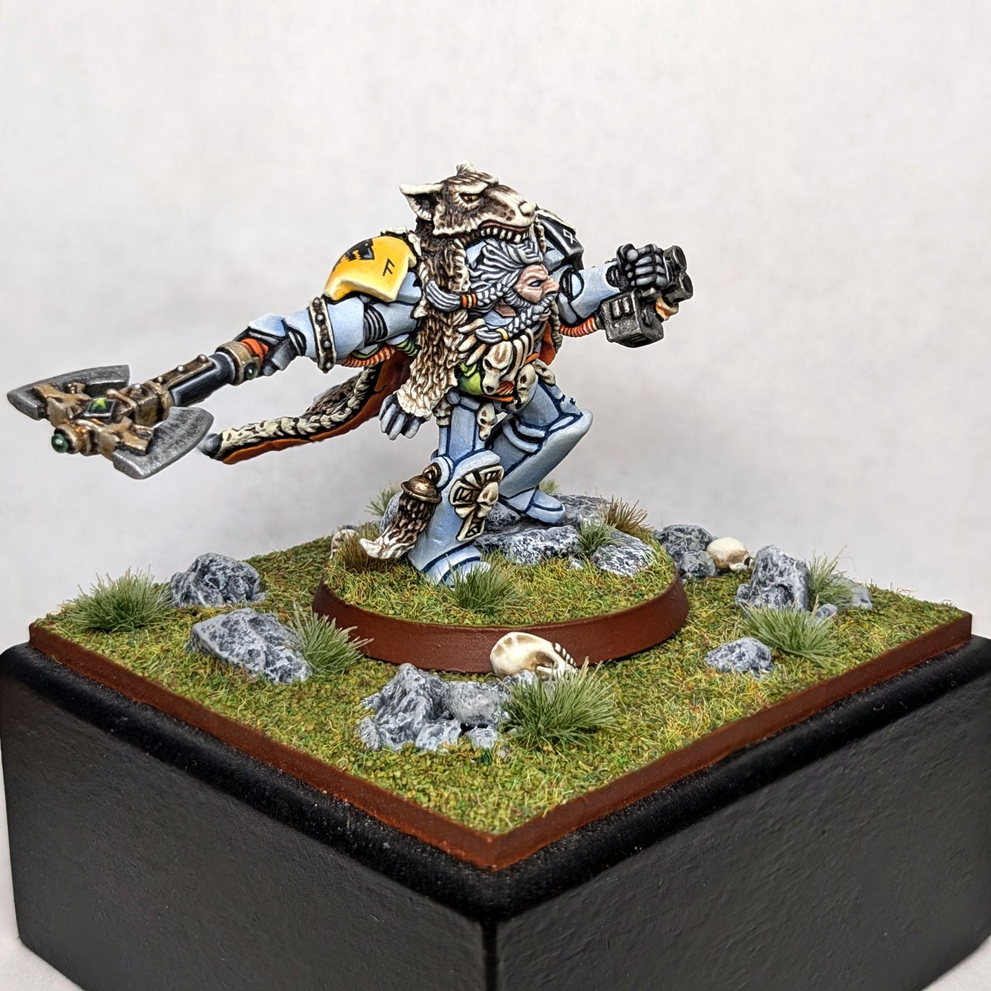 Logan Grimnar image 5