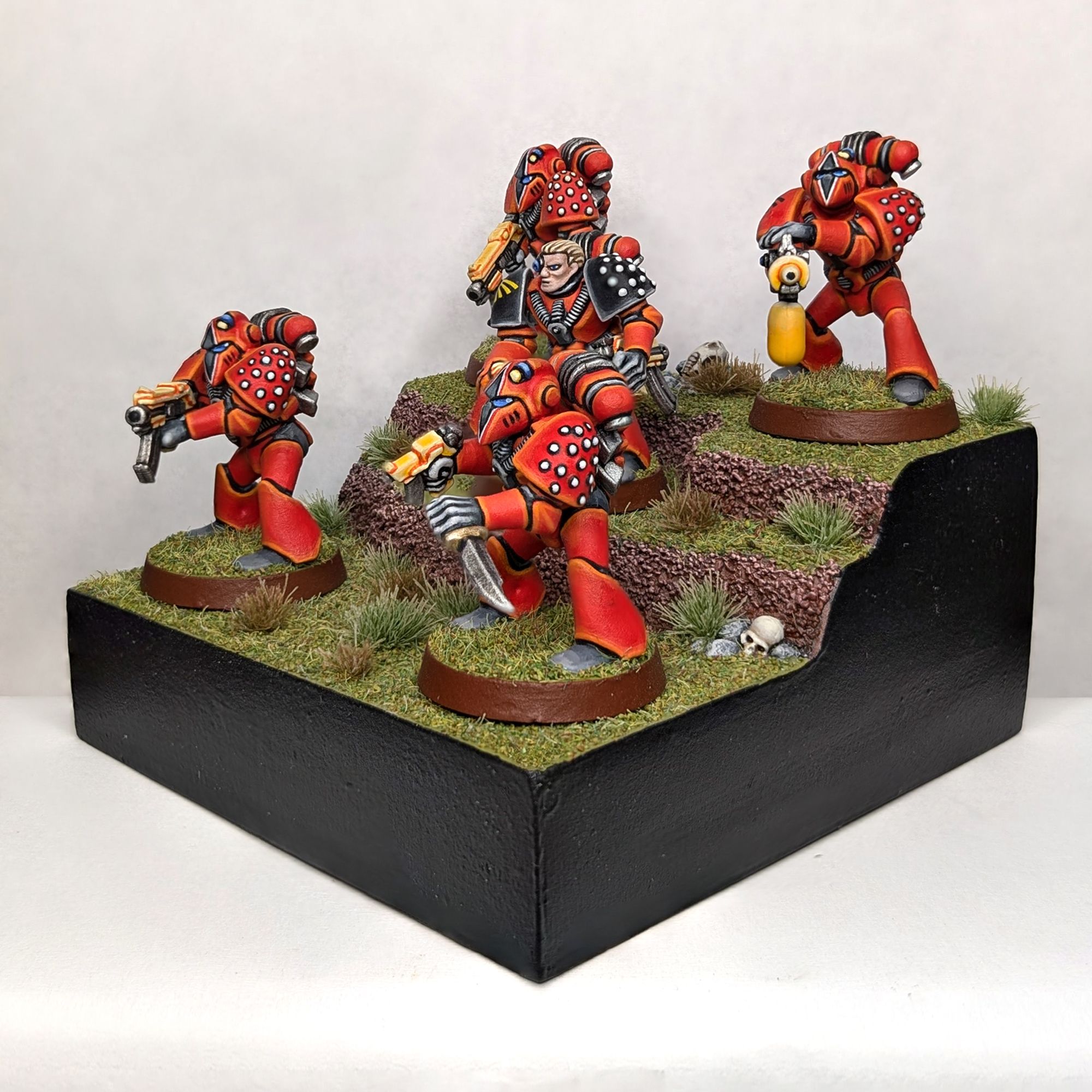 RTB01 Blood Angels Sneakie Beakie Display image 2