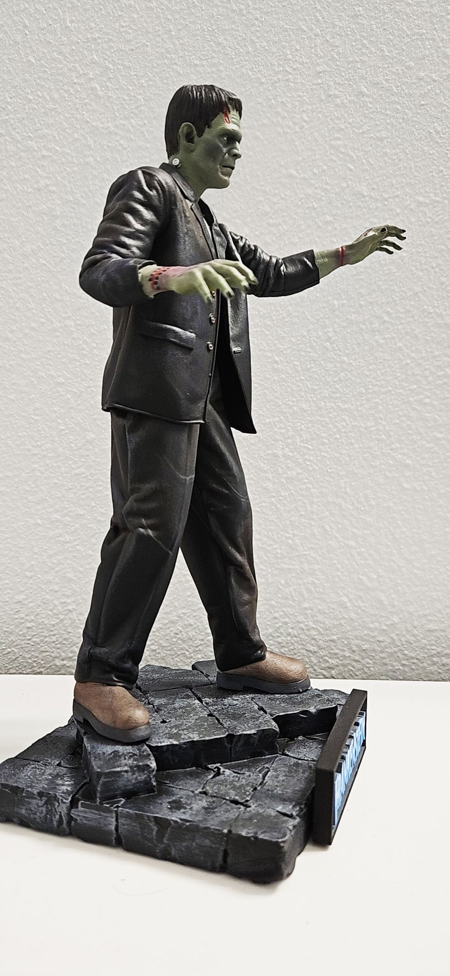 Frankenstein monster image 5