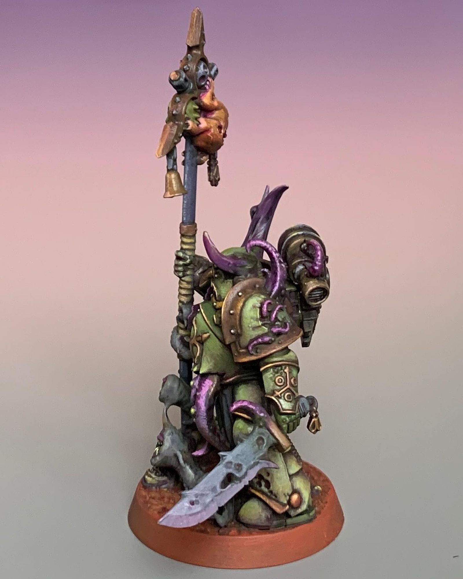 Gross Spaceman image 6
