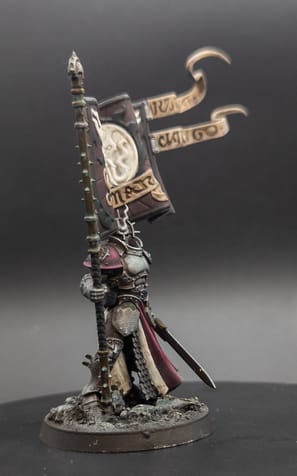 Knight Vexillor with Banner of Apotheosis (Warhammer Age of Sigmar) thumbnail 2